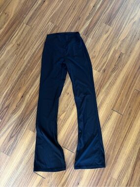 Slim flare leggings